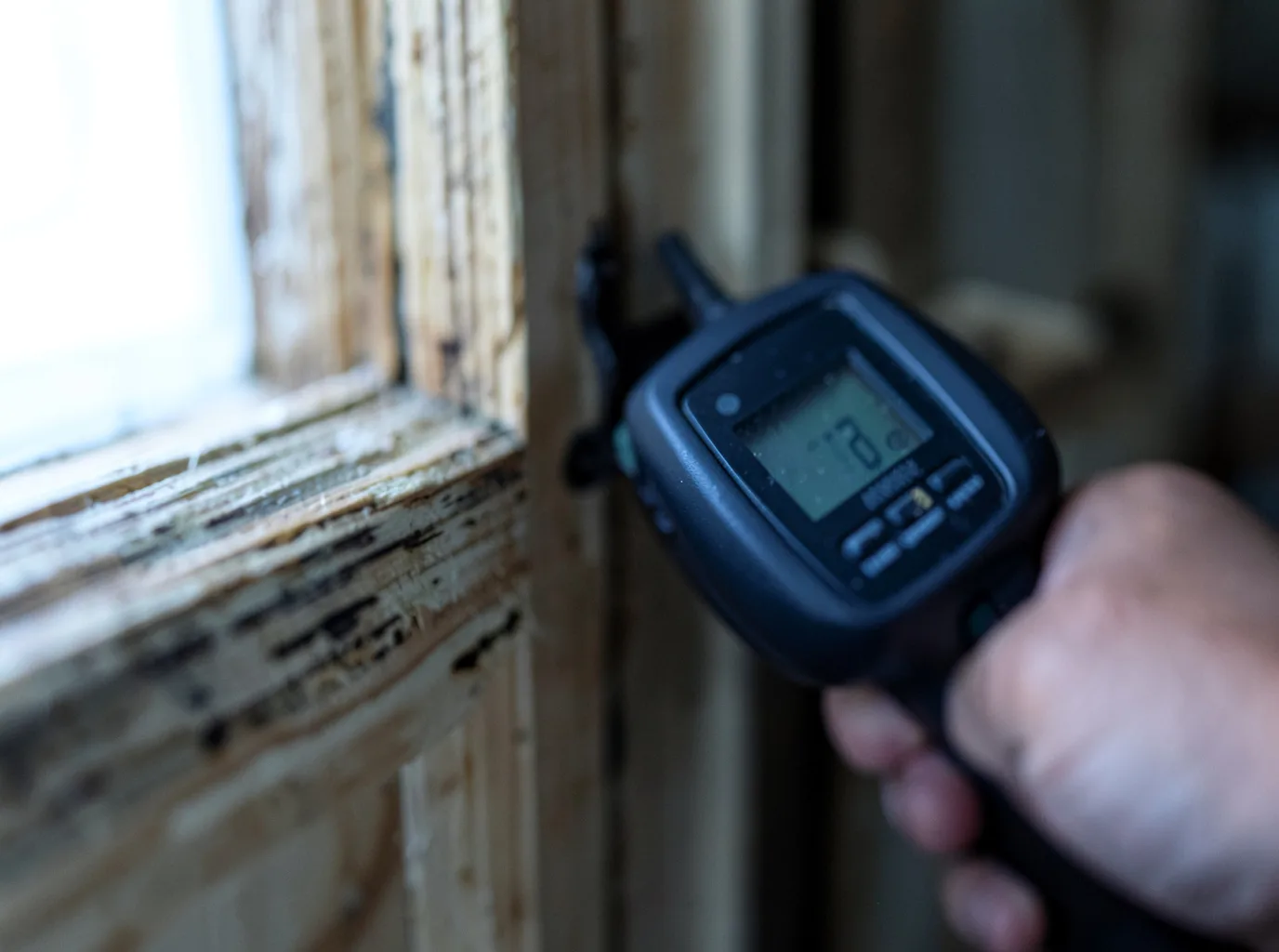 Ceiling Water Damage Repair in Powells Point, NC